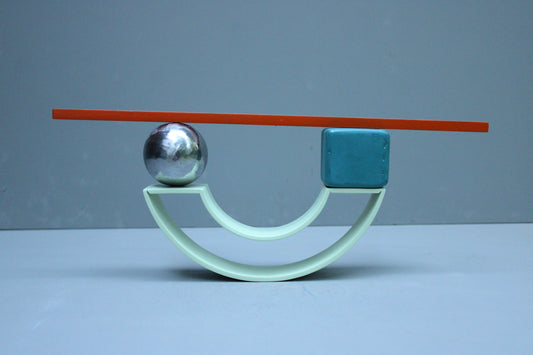 modern,modernist,contemporary,abstract,metal,art,sculpture.